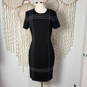 St. John NWT Black Short Sleeve Wool Blend Professional Dress Size 10